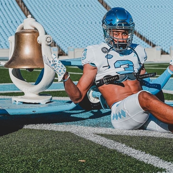 Men's Jordan UNC Tarheels Team Issued Vapor Football Jet 7.0 Gloves - Picture 6 of 12